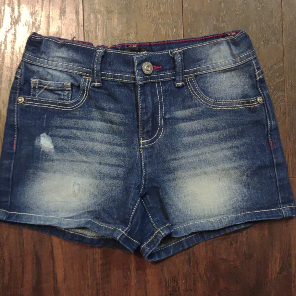 🌼Jordache girls jean shorts size 8